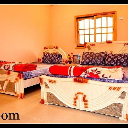 Palm Valley Hotel Sukkur Экстерьер фото
