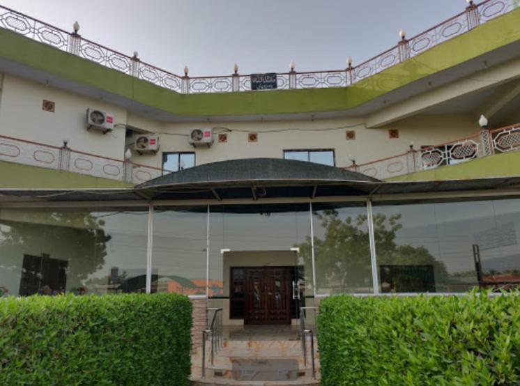 Palm Valley Hotel Sukkur Экстерьер фото